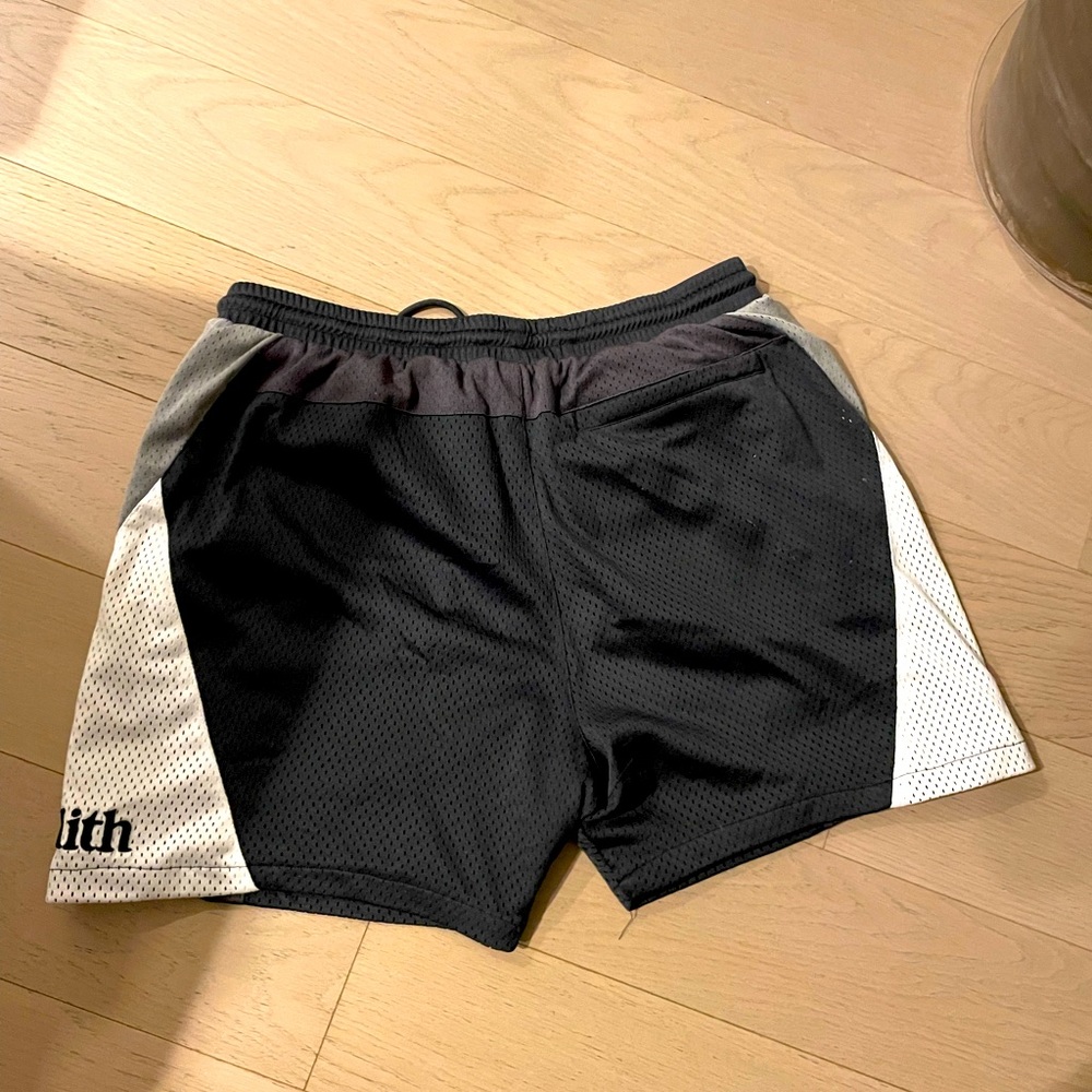 KITH - Panelled Mesh Short - Gray - Small
